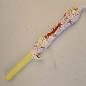 Beachwaver Curling Iron- Classically Cassidy Edition